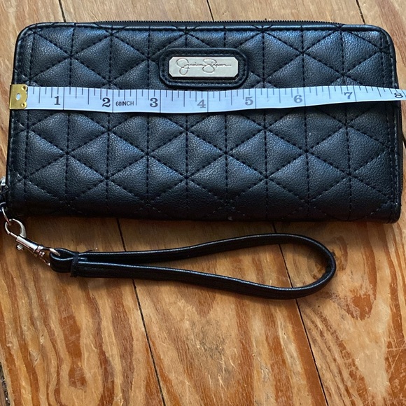 Jessica Simpson wristlet - Picture 2 of 4